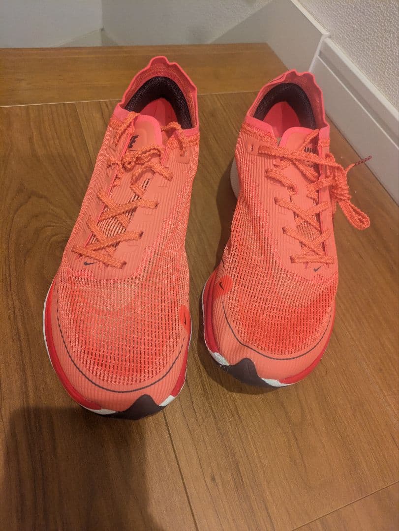 ヴェイパーフライ2 ランニングシューズ オレンジ 24.5センチ