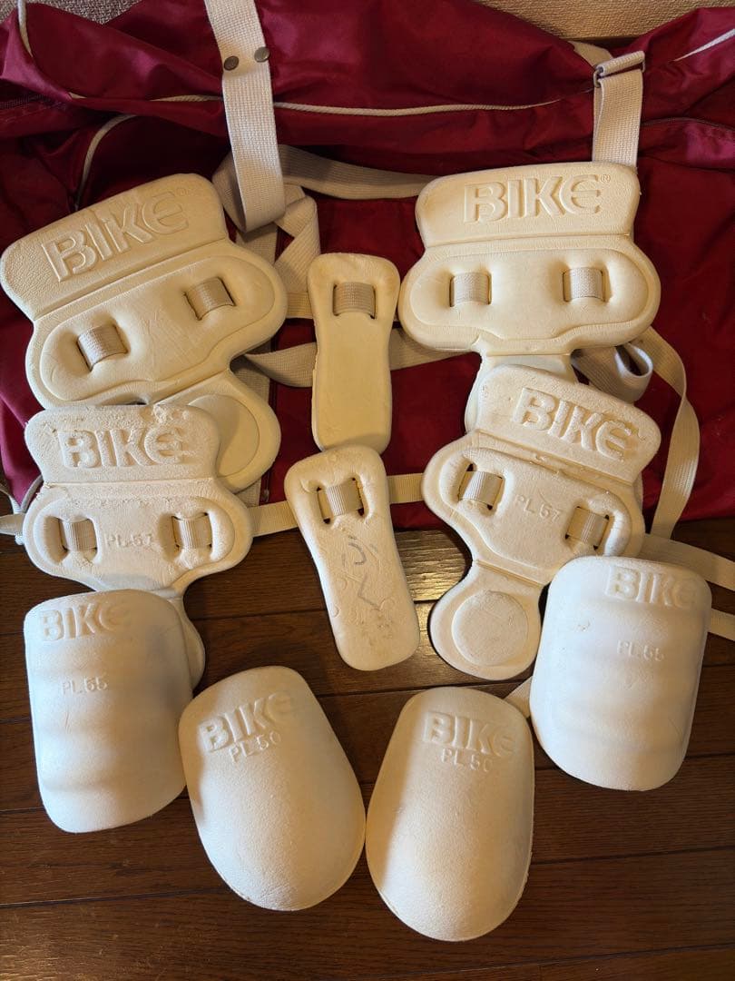 アメフト防具　ユニフォーム　バック　まとめ売り