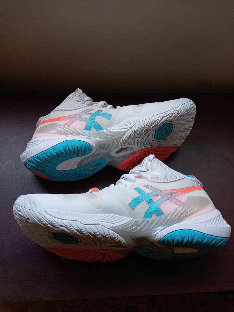 asics バレーボールシューズ メタライズ 28.5cm(中古品)