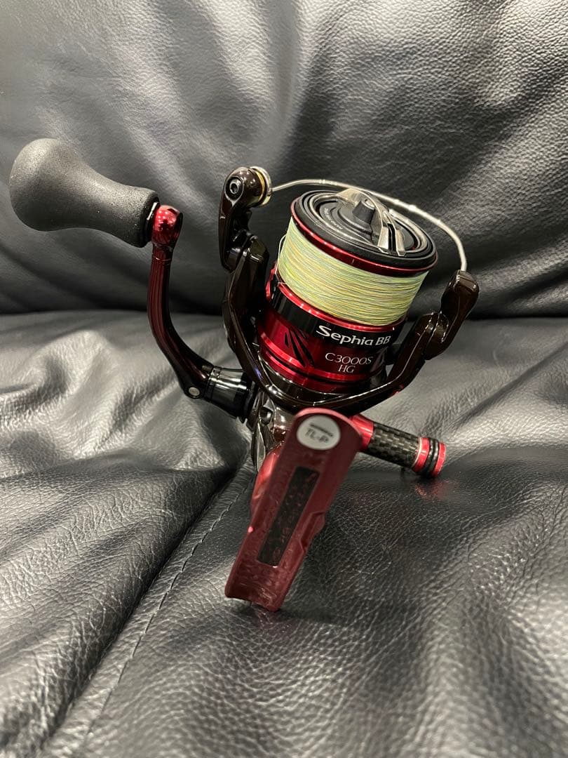 (美品)Sephia BB C3000S HG リール pe0.8号 ライン付き