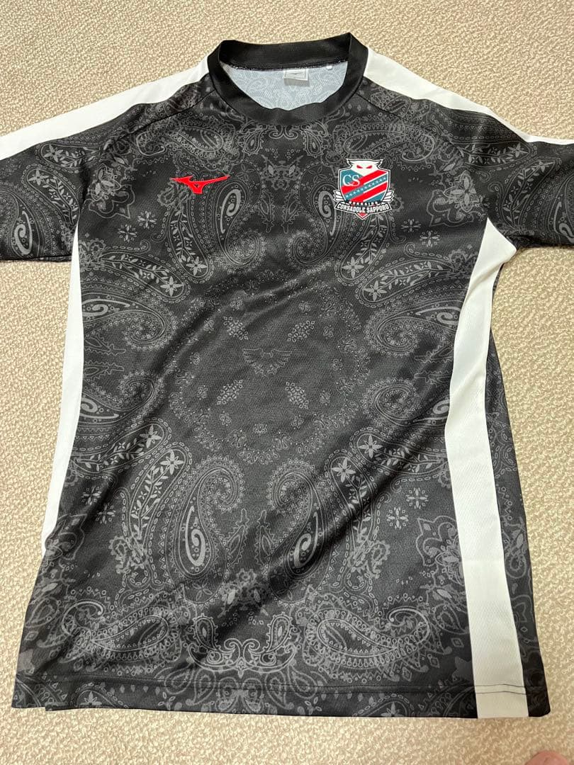 北海道コンサドーレ札幌　2024年　Lサイズトレーニングシャツ　2枚セット