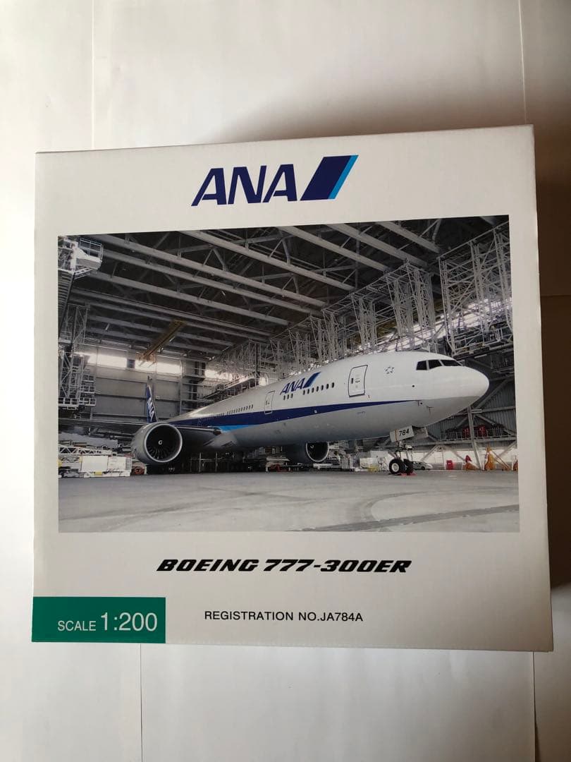 全日空商事　1/200 ANA B777-300ER旧塗装