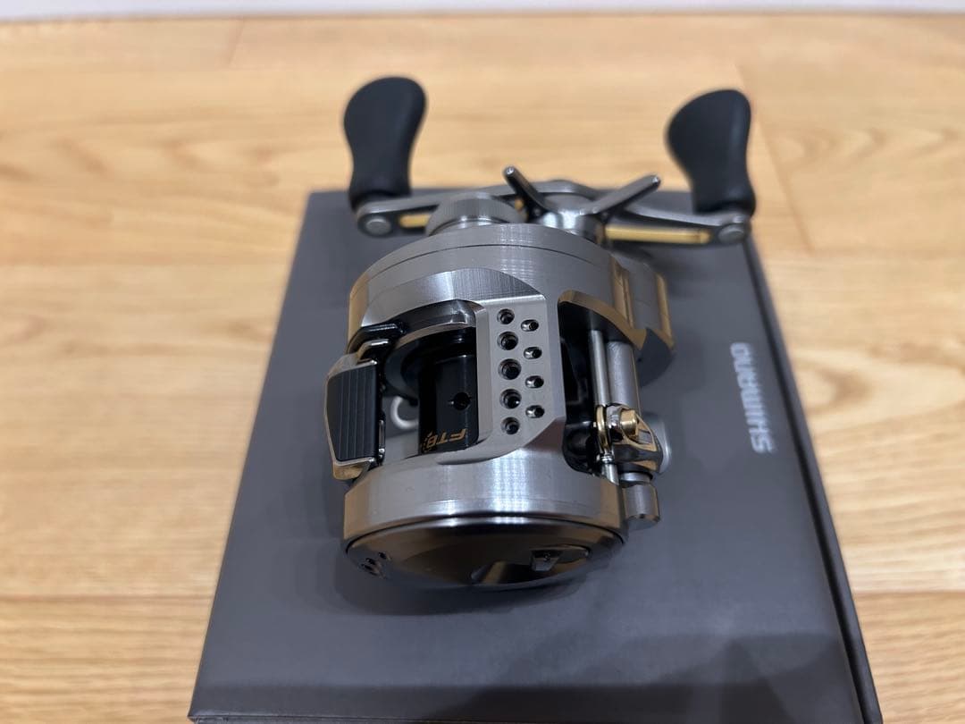 シマノ 23カルカッタコンクエスト BFS XG LEFT 未使用新品