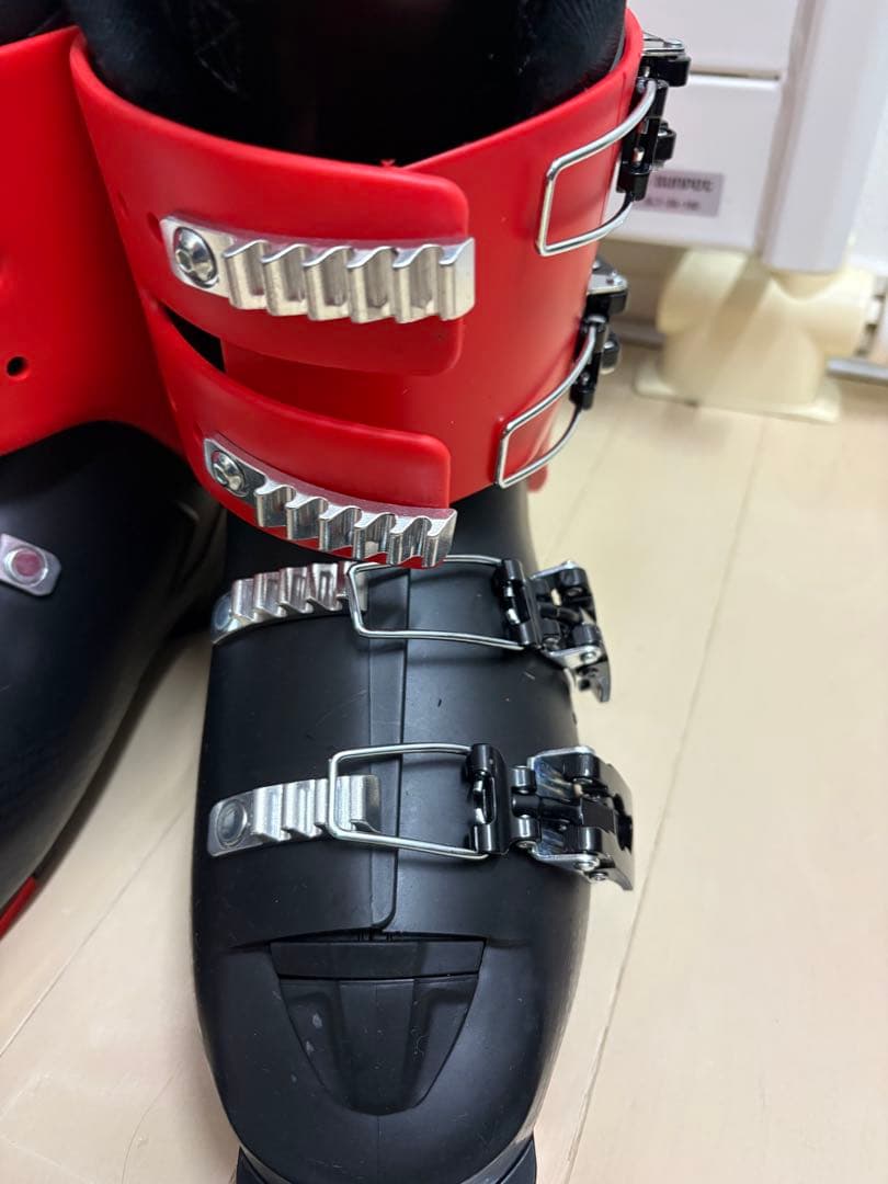 美品！ATOMIC HAWX スキーブーツ 赤/黒