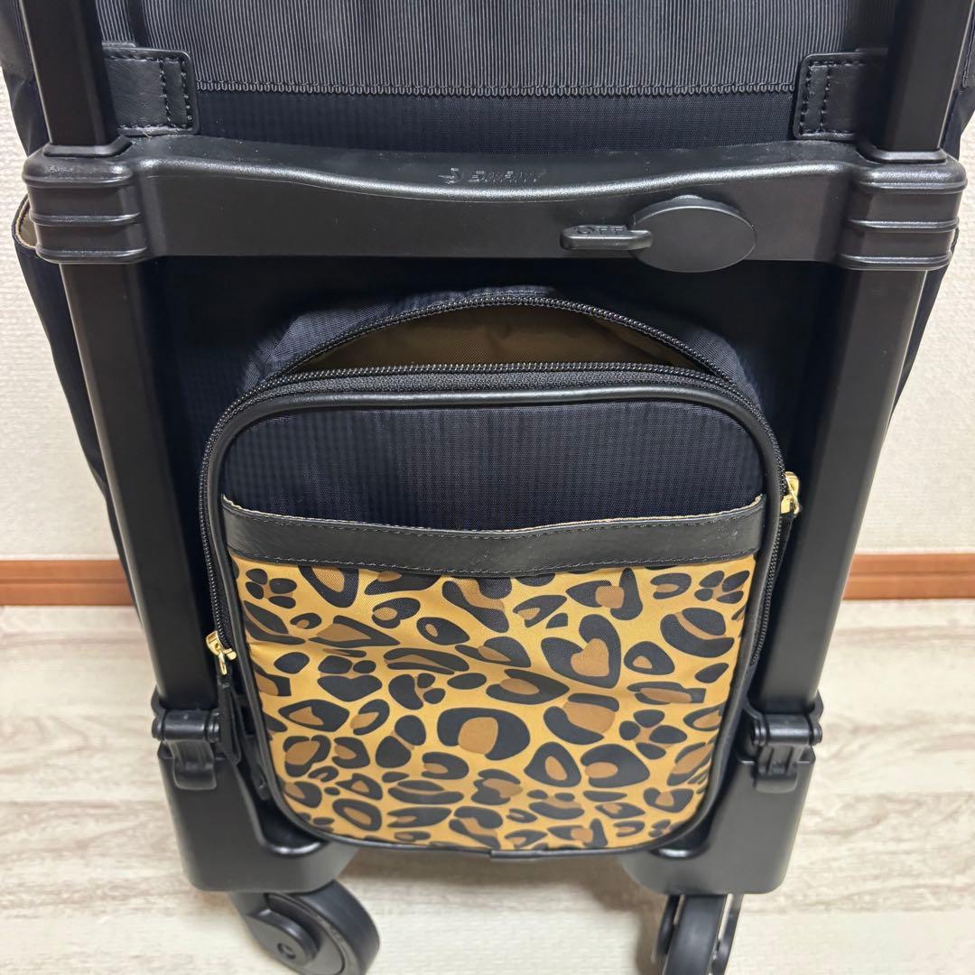 SWANY スワニー　キャリーバック　レオパード柄　ヒョウ柄