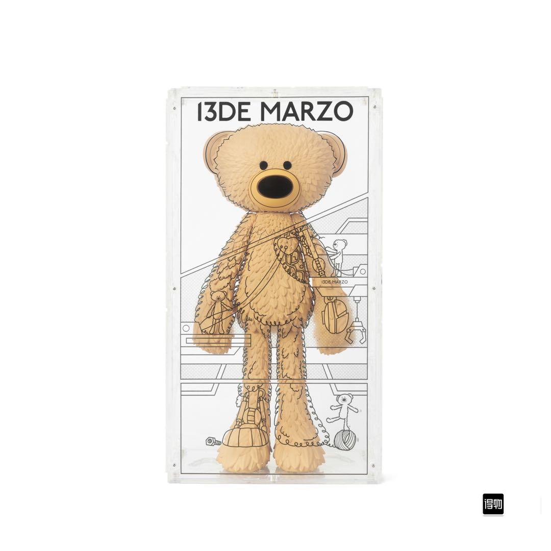 13DE MARZO フィギュア