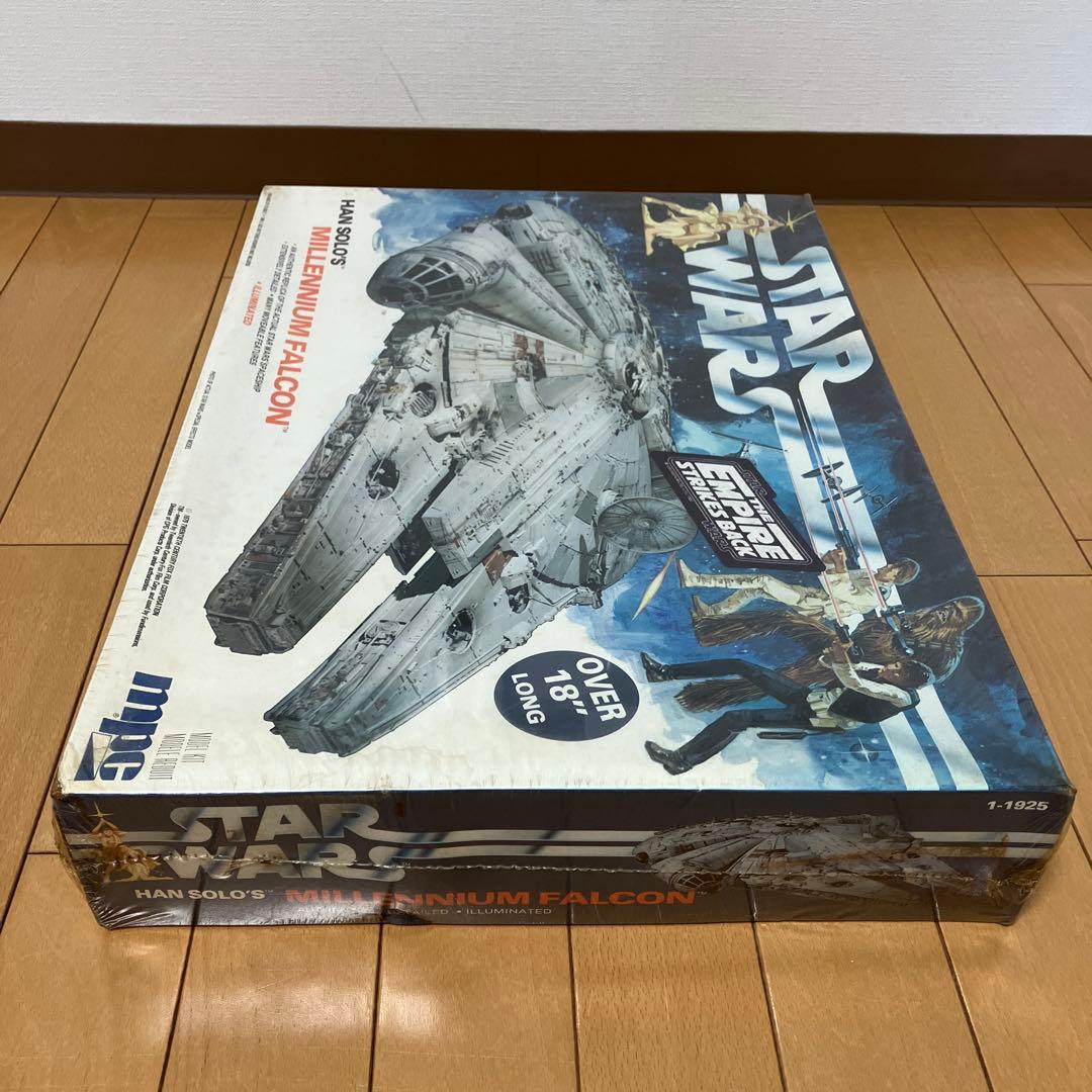 ミレニアム・ファルコン　mpc 未開封
