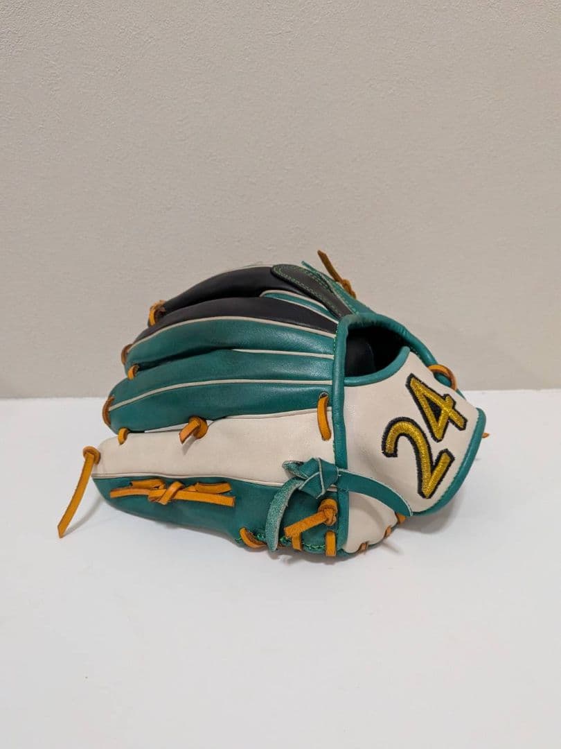 グラブワークス　内野手グローブ　チッパーモデル　ソフトボール用