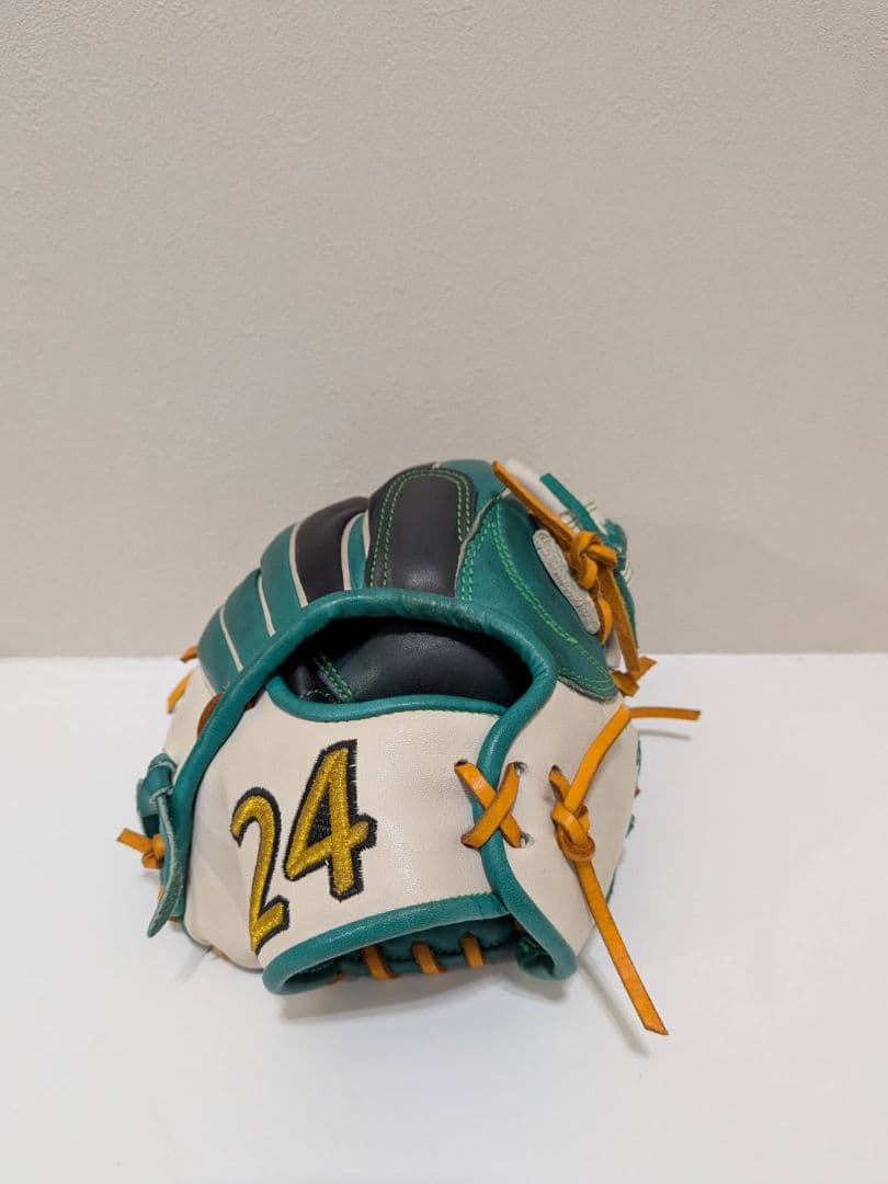 グラブワークス　内野手グローブ　チッパーモデル　ソフトボール用