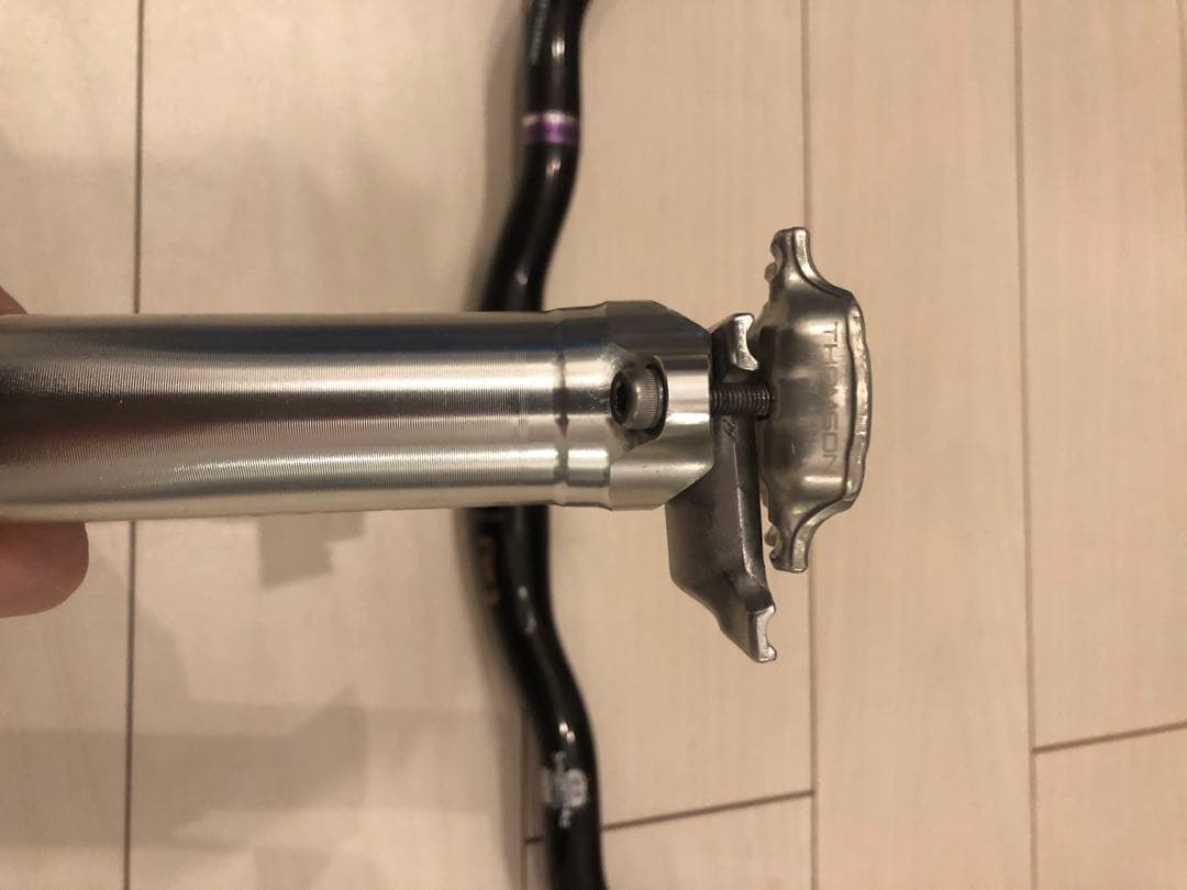 SimWorks Fun 3 ハンドル　トムソンシートポスト31.8