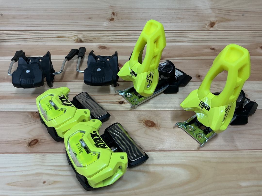 【新品未使用品】チロリア　ATTACK 11 ビンディング イエロー