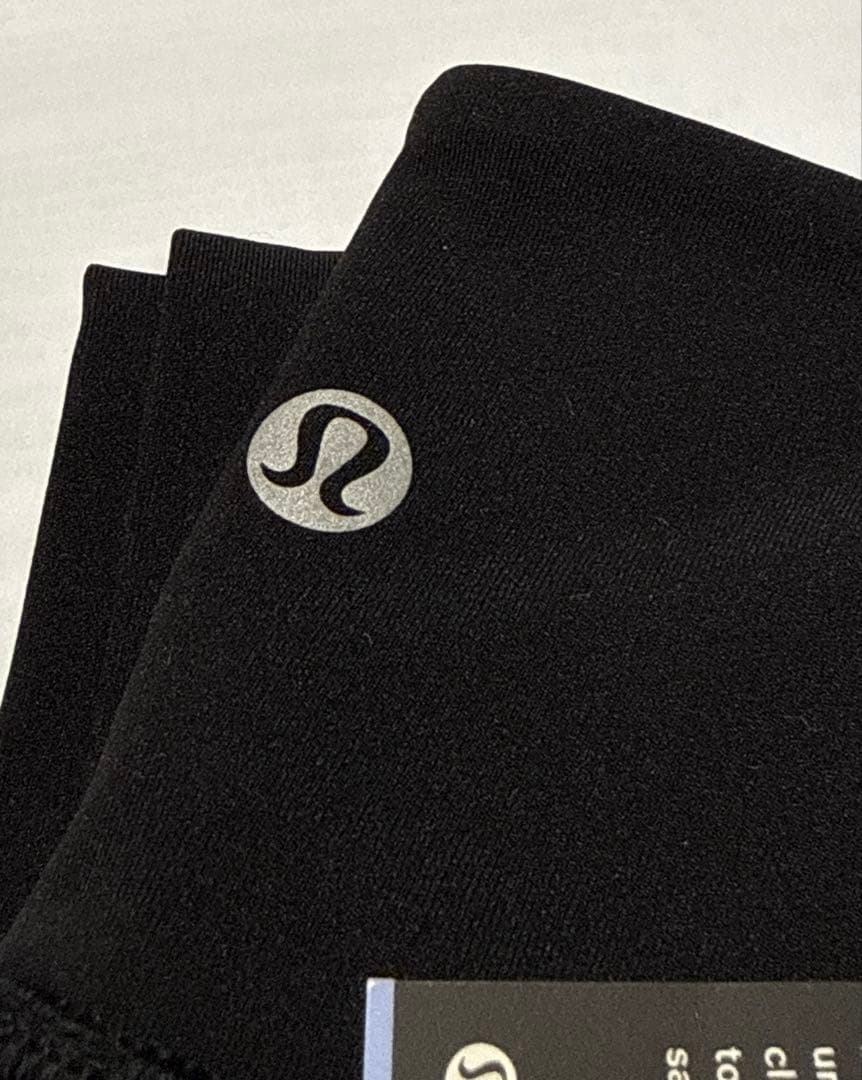 ルルレモン　ブラック レギンス　サイズ2