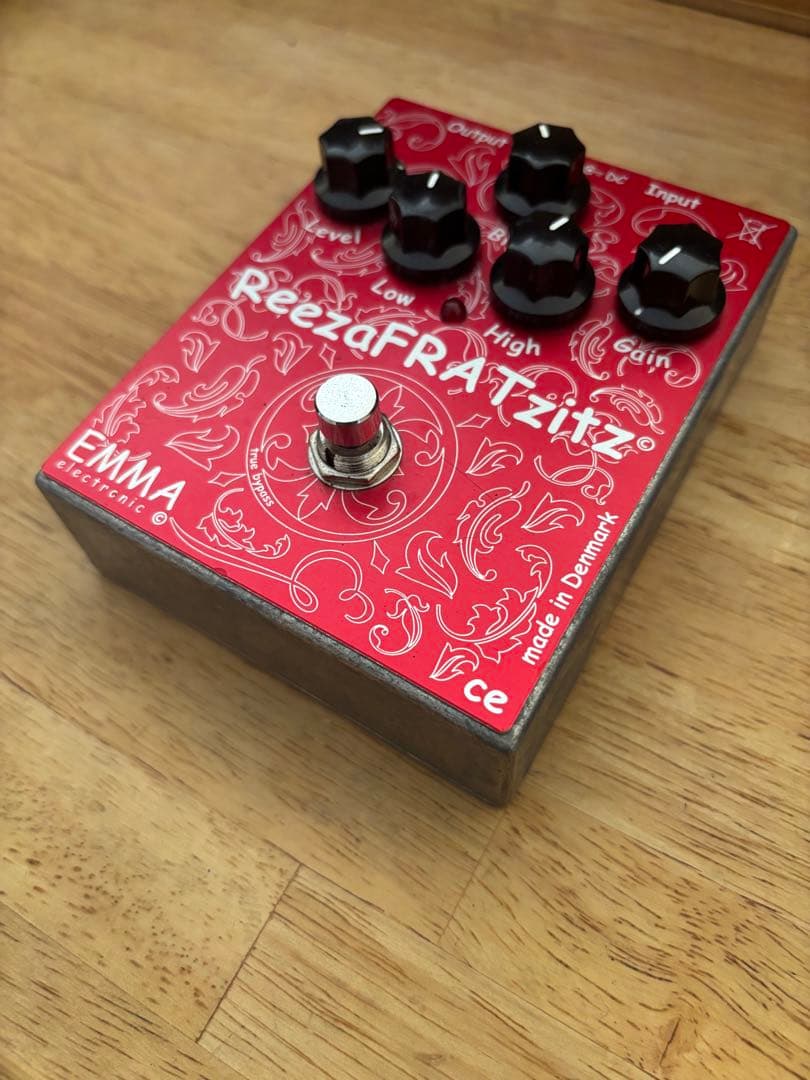 EMMA ReezafRATzitz ギターエフェクター
