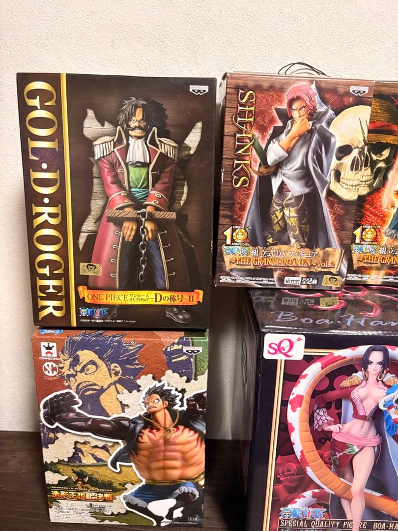 ONE PIECE フィギュアセット　ワーコレ　ナミ　ルフィ　シャンクス