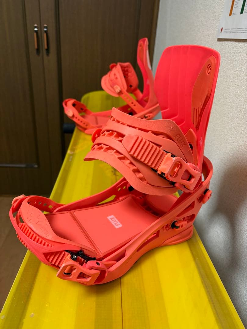 値下！25-26 FLUX XF フラックス M 箱・保証書付 フラッシュレッド