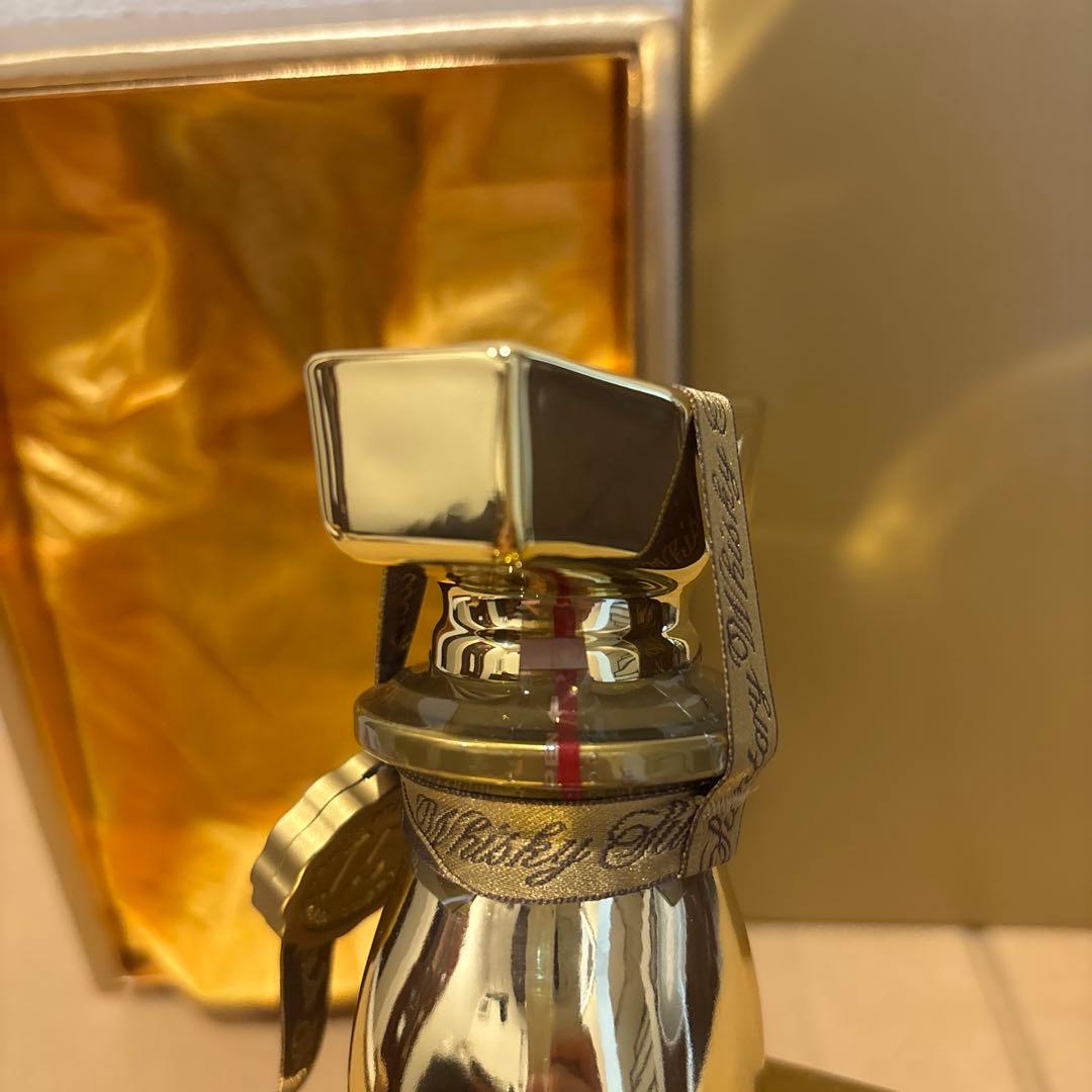 ＜非売品＞　サントリーウイスキーローヤルプレミアム15年　ゴールドボトル　（2）