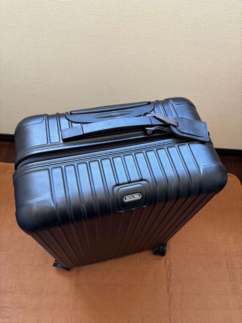 RIMOWAリモワサルサ　61L マットブラック4輪