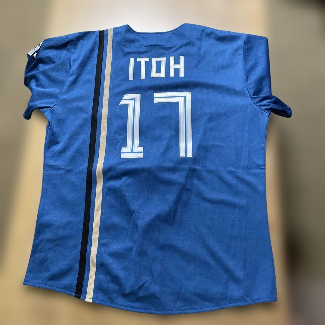 北海道日本ハムファイターズ　ビジターユニフォーム　伊藤大海　17