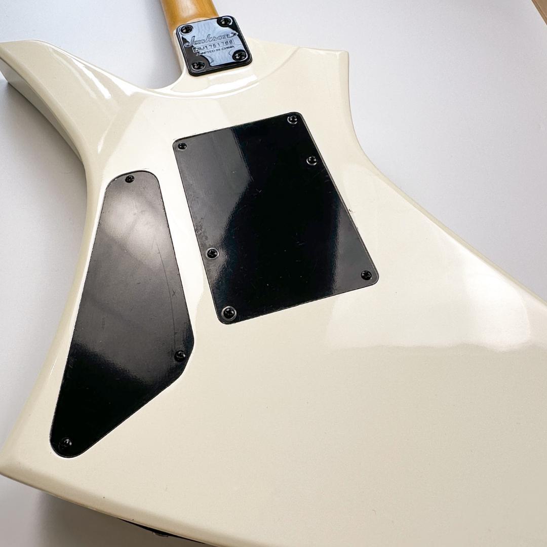 Jackson JS32 Kelly フロイドローズ