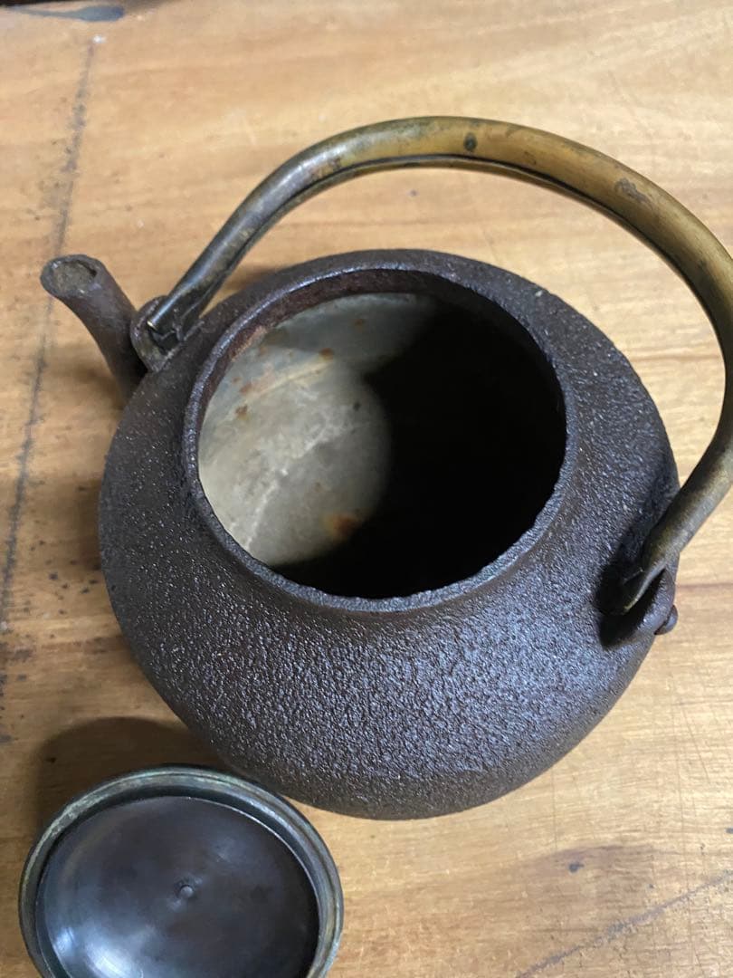 古い瀟酒瓶 柚子肌　しょうしゃ　銅瓶　鉄瓶　水漏れなし　茶道具