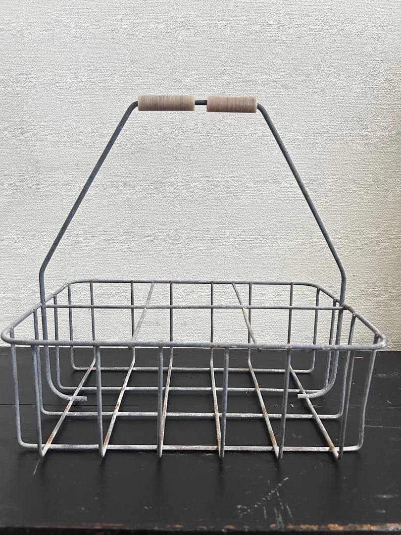 値下げヴィンテージ ミルククレート（ミルク瓶付）