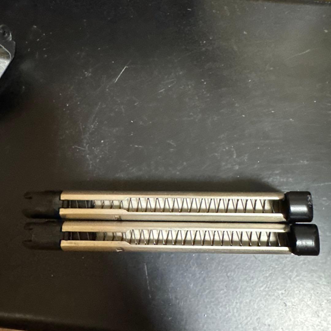 東京マルイ ストライクウォーリア STRIKE.45 予備マガジン付き