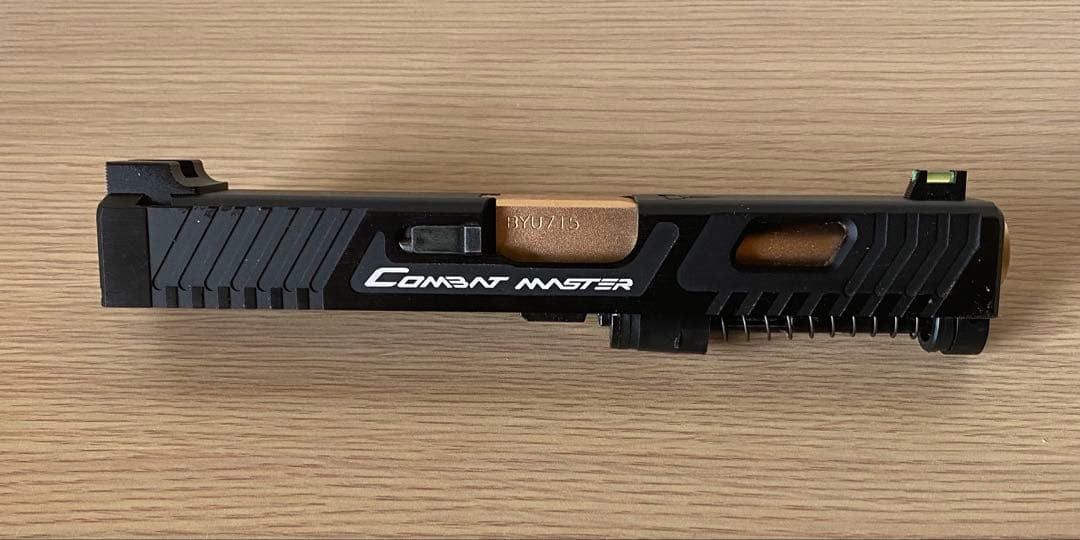 東京マルイG19 Gen.3 5KUTTIスライドおぱんち