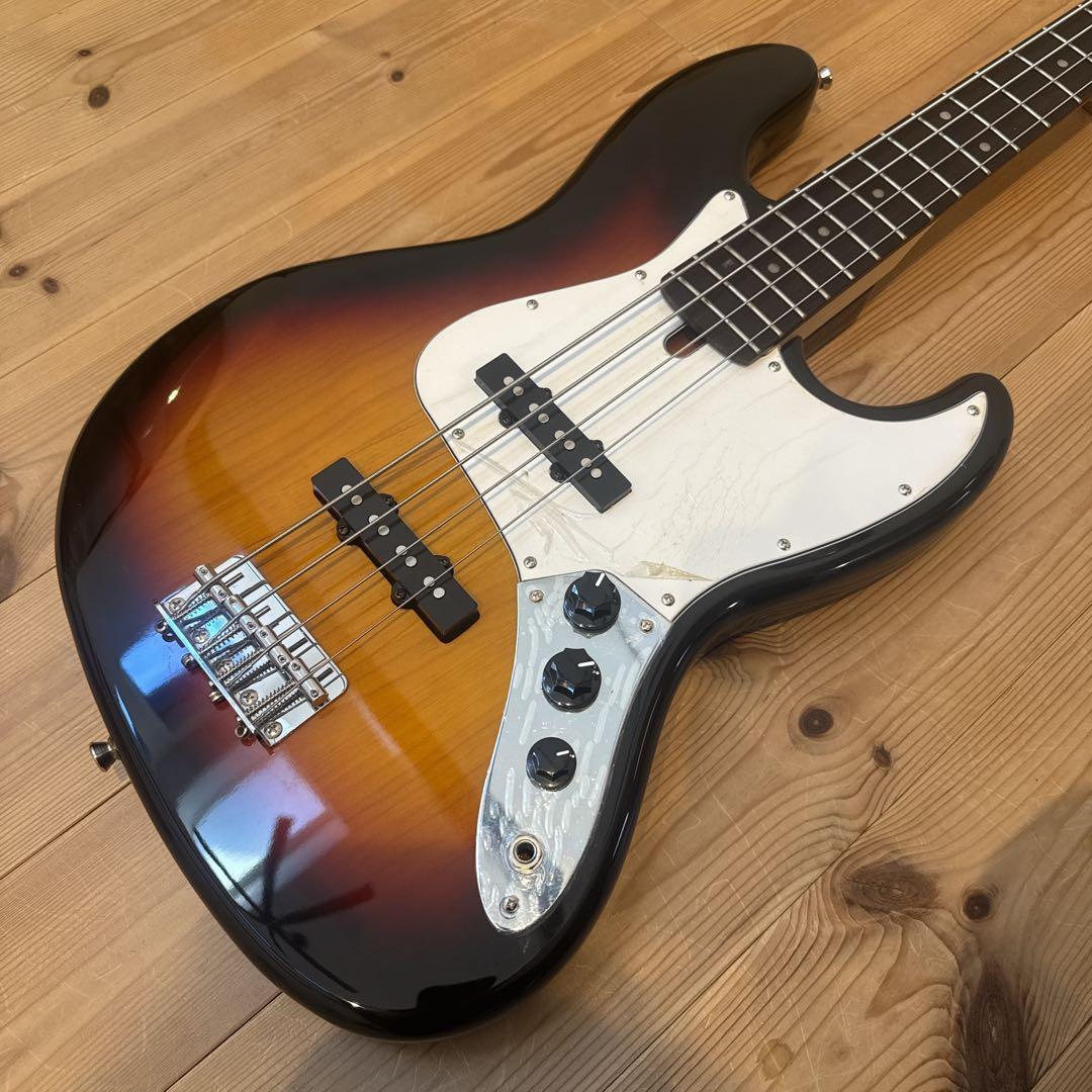 Bacchus ベース UNIVERSE サンバースト