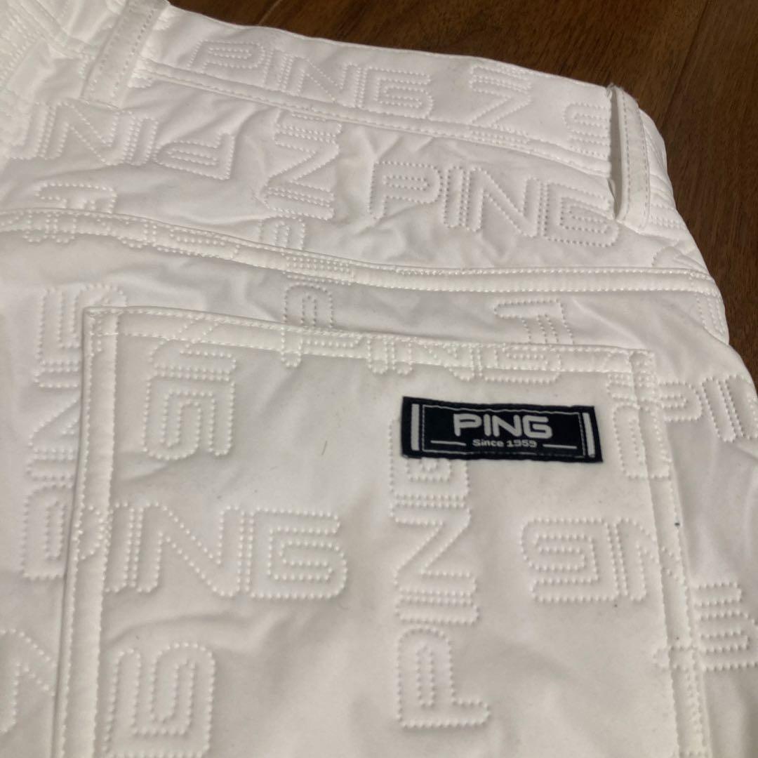 PING ホワイトパンツ ロゴ刺繍入り　中綿入り