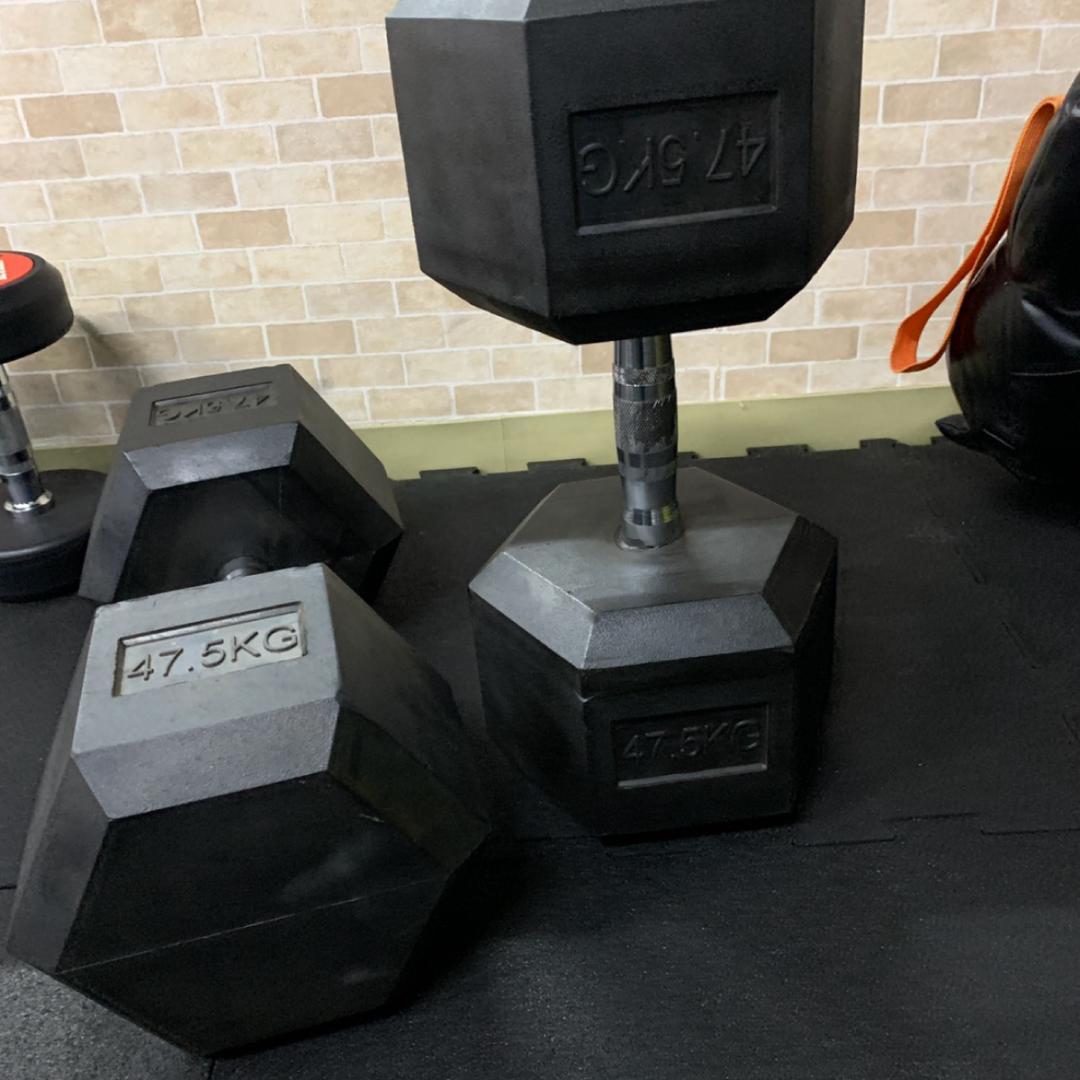 40％割引　新品だけどお安く販売　ヘックスダンベル42.5kg ２個