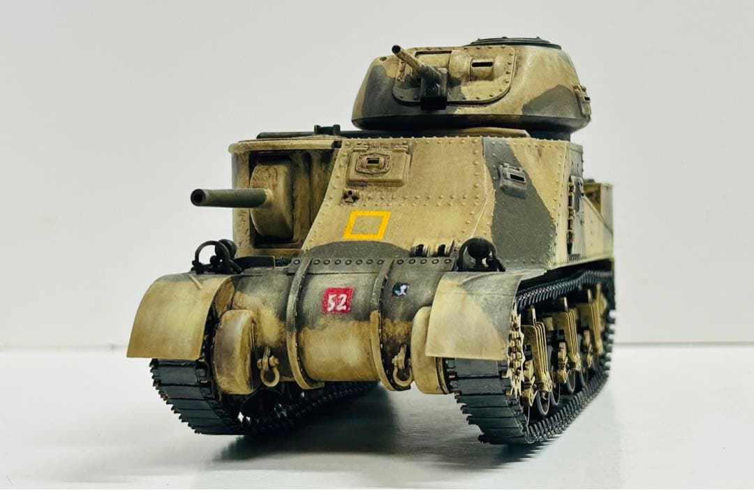 タミヤ　1/35 M3 グラント　戦車　完成品　模型　プラモデル