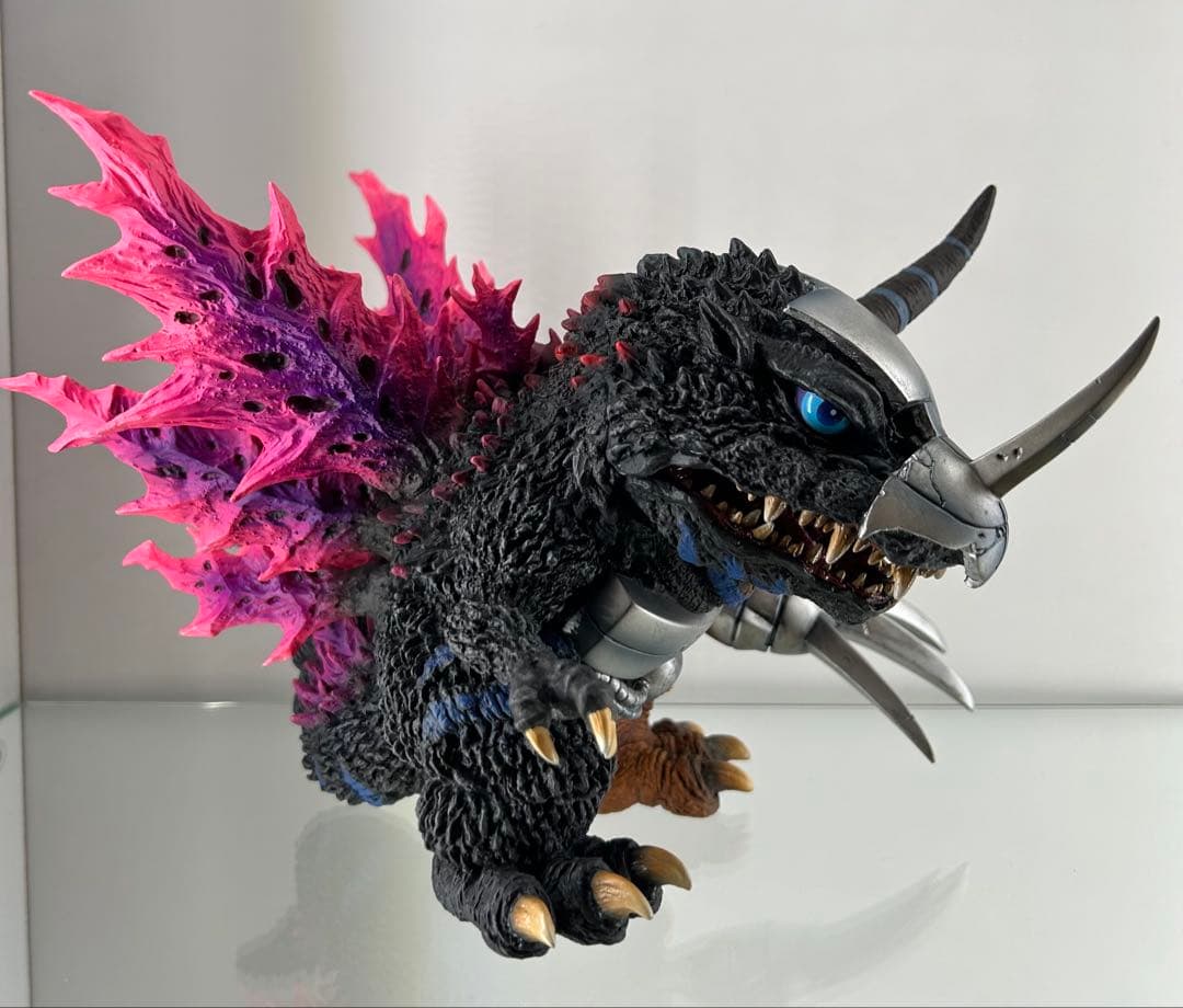 デフォリアル　メタルグレイモン　ゴジラ　フィギュア　デジモン　G侵食モード