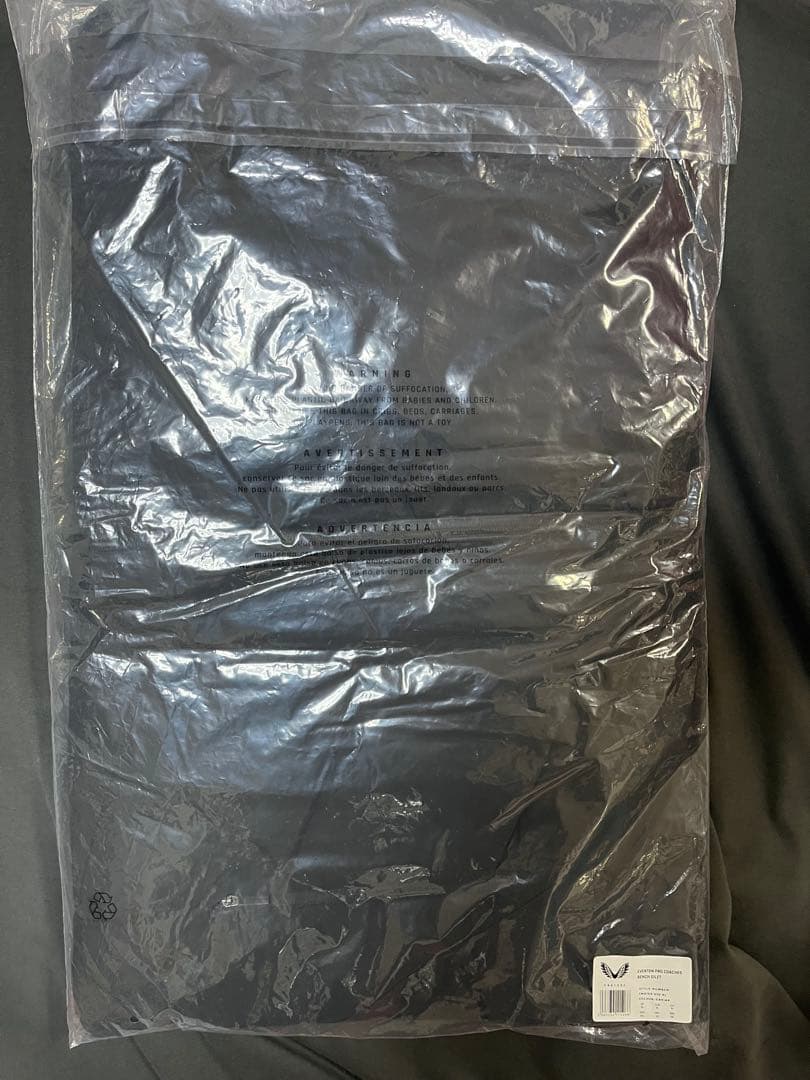 【Castore】エバートン　ノースリーブベンチコート ブラック