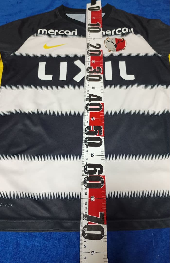 【匿名配送】【入手困難】鹿島アントラーズ　トレマ　黒　白　黄　ユニホーム