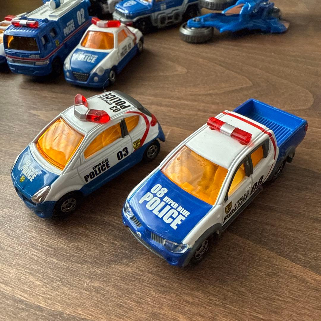 トミカ ハイパーブルーポリス 14台＋2台 まとめ売り