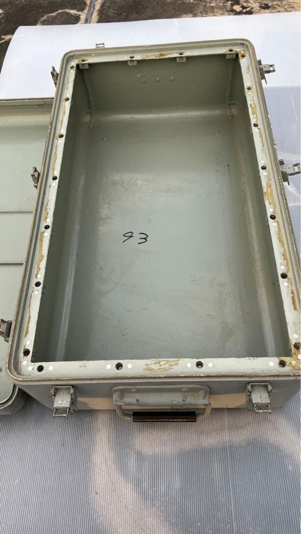 防衛庁　自衛隊基地正規放出品　無線機？測定器？ケース　期間限定