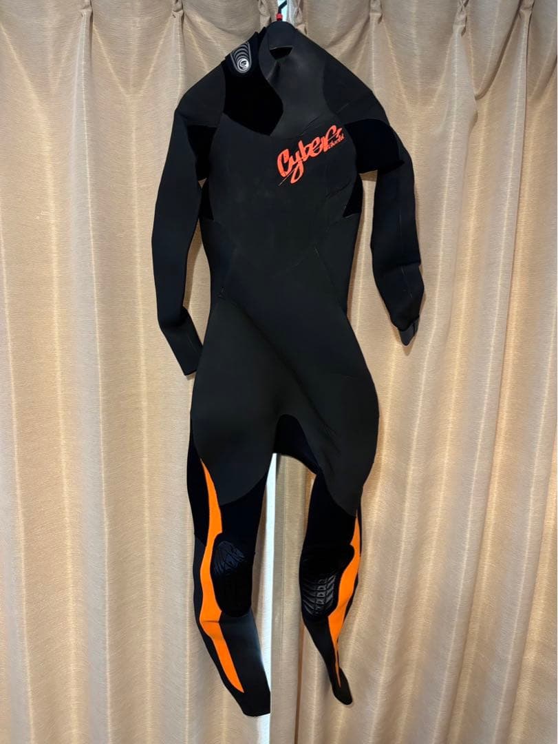 【即納】Cyber フルスーツ ウェットスーツ 黒/オレンジ