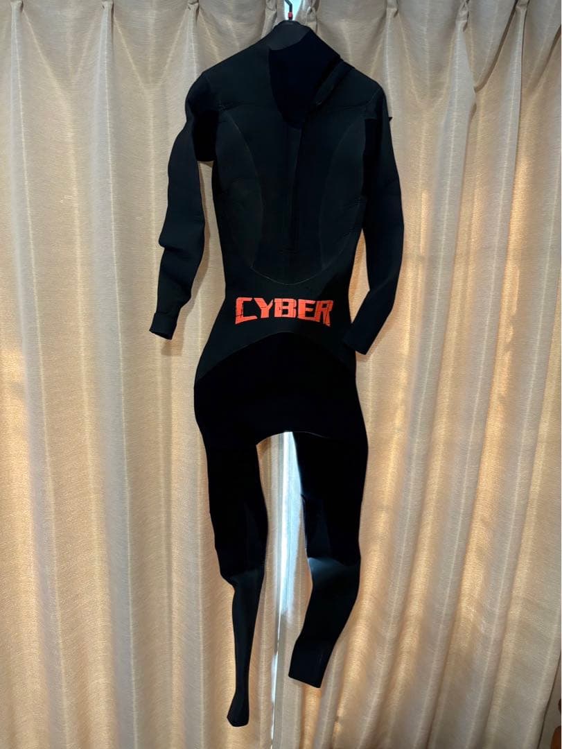 【即納】Cyber フルスーツ ウェットスーツ 黒/オレンジ