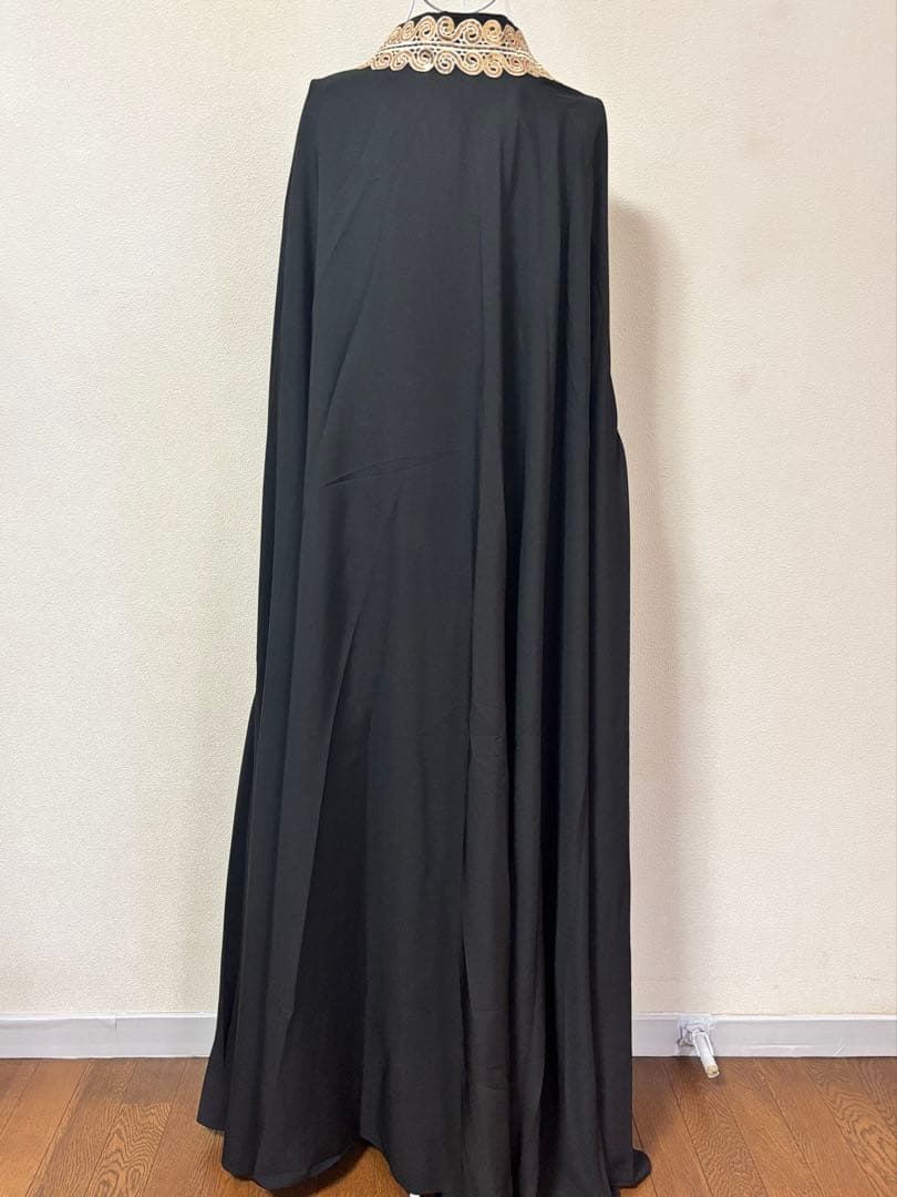 【新品】中東の上品ブラックドレス ゴールド装飾前開きアウタードレス