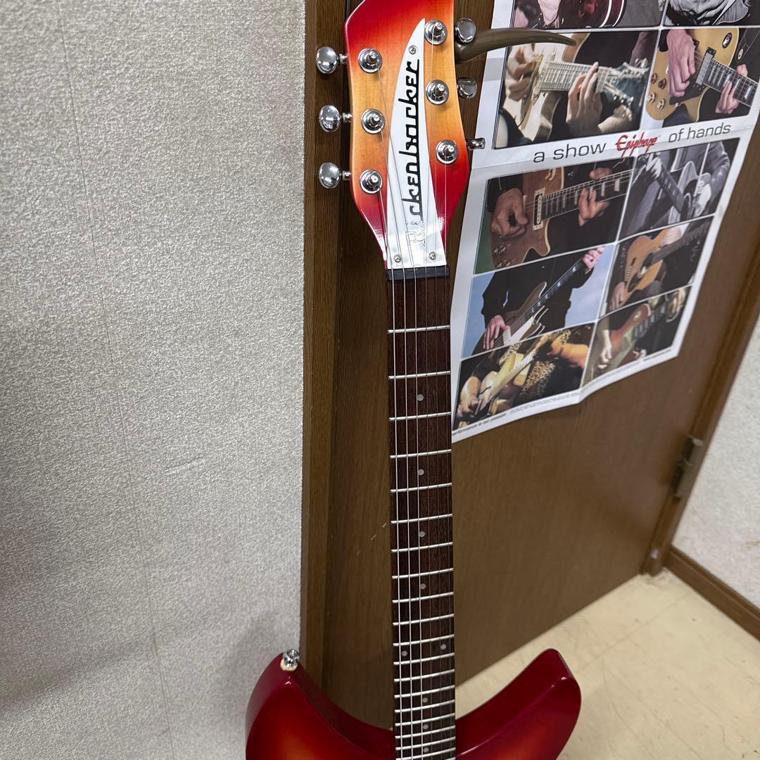 Rickenbacker 330 タイプ 　エレキギター レッドグラデーション