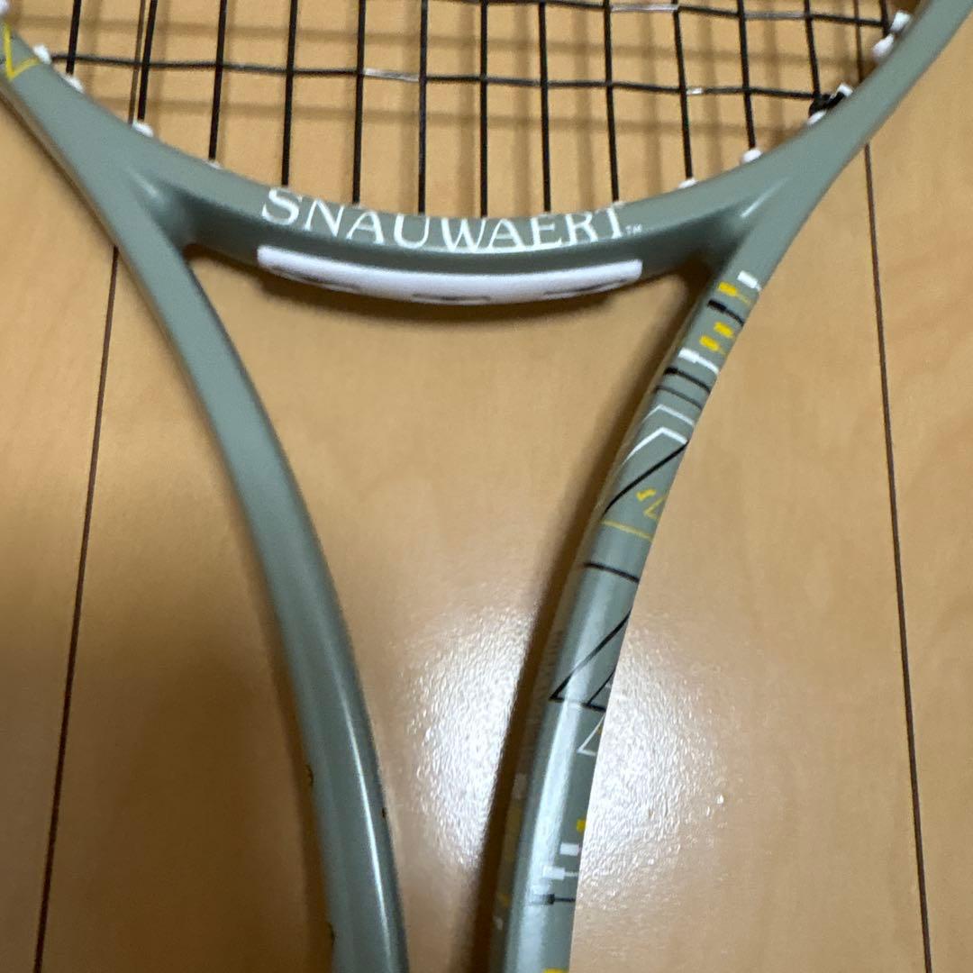 美品　SNAUWAERT HI-TEN 98L テニスラケット