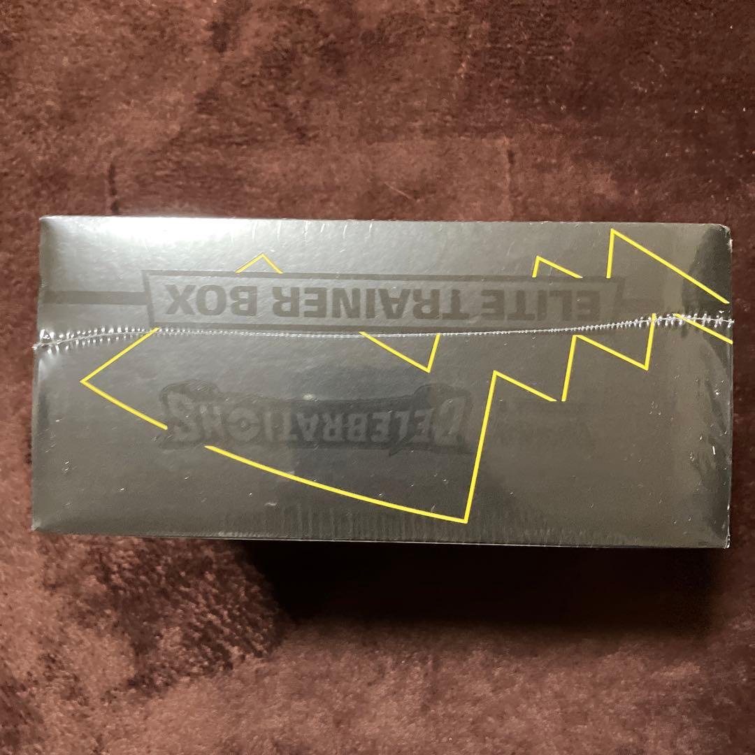 25th Celebrations Elite trainer box 海外版