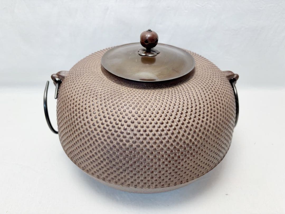 ほぼ未使用 茶道具 釜師 佐藤 浄清造 霰地紋 平丸釜 釜印 釜鐶付 栞 共箱