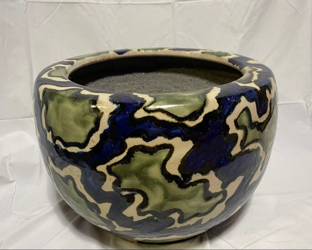陶器製 火鉢 緑と青の模様　エコメルカリ便の承認お願い致します