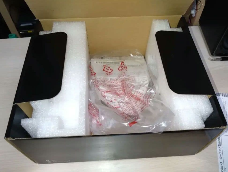 【Luppy様用】BOSS SY-300　ギターシンセサイザー