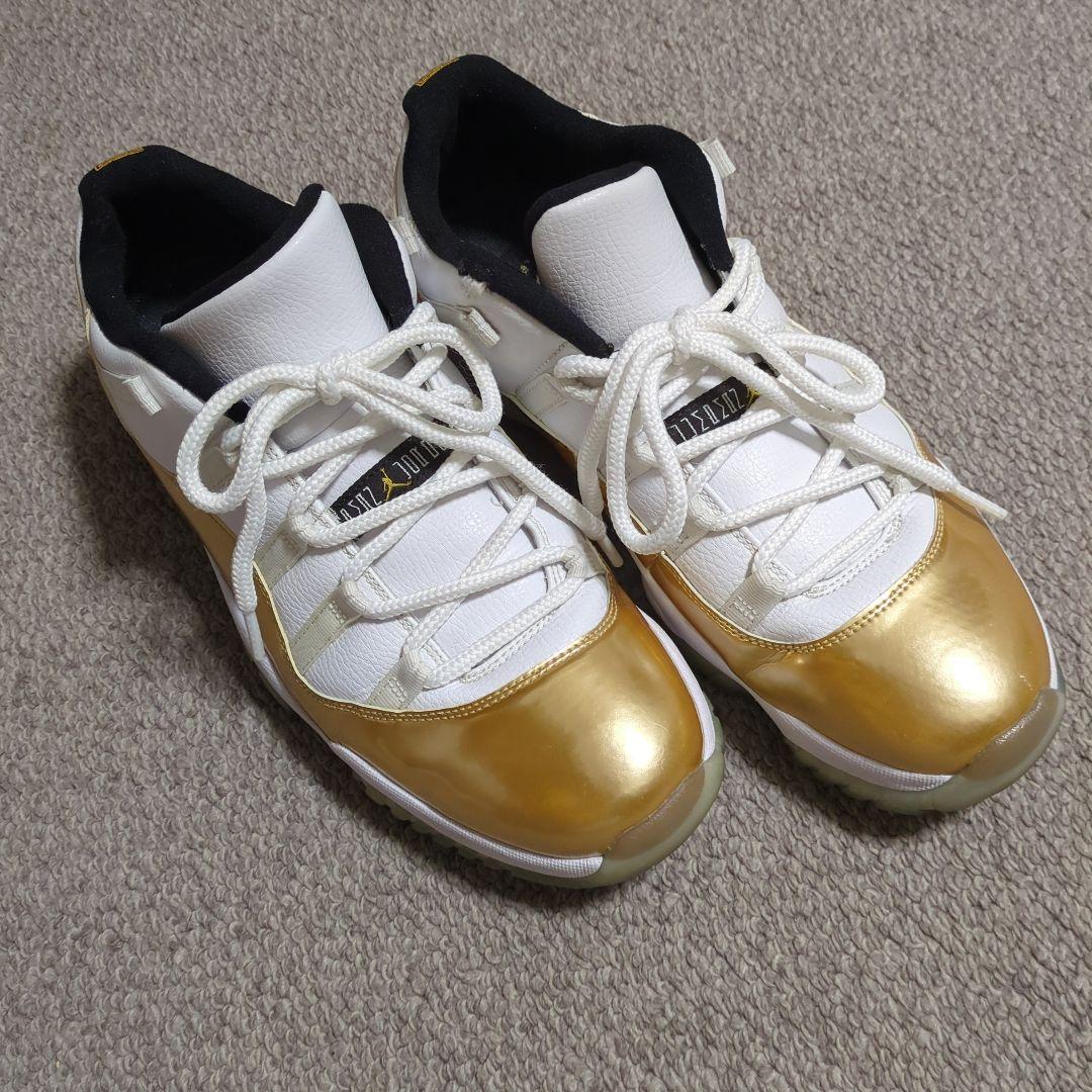 エアジョーダン 11 レトロLOW ローカット シューズ ホワイト/ゴールド