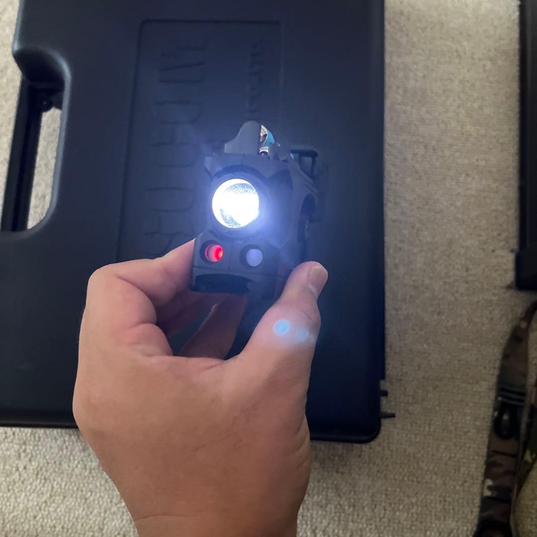 東京マルイ　SOCOM MK23 カスタム社外サプレッサー付き