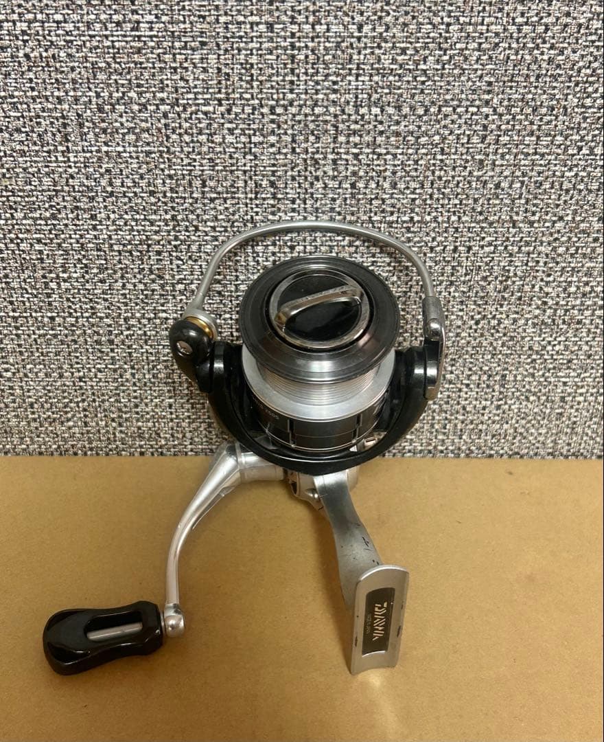 ダイワ 14イグニス 2505H TYPE-R スピニングリール