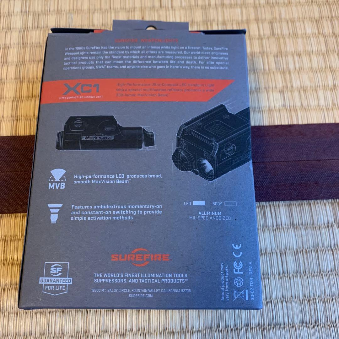 Surefire XC1 ハンドガンライト 300ルーメン