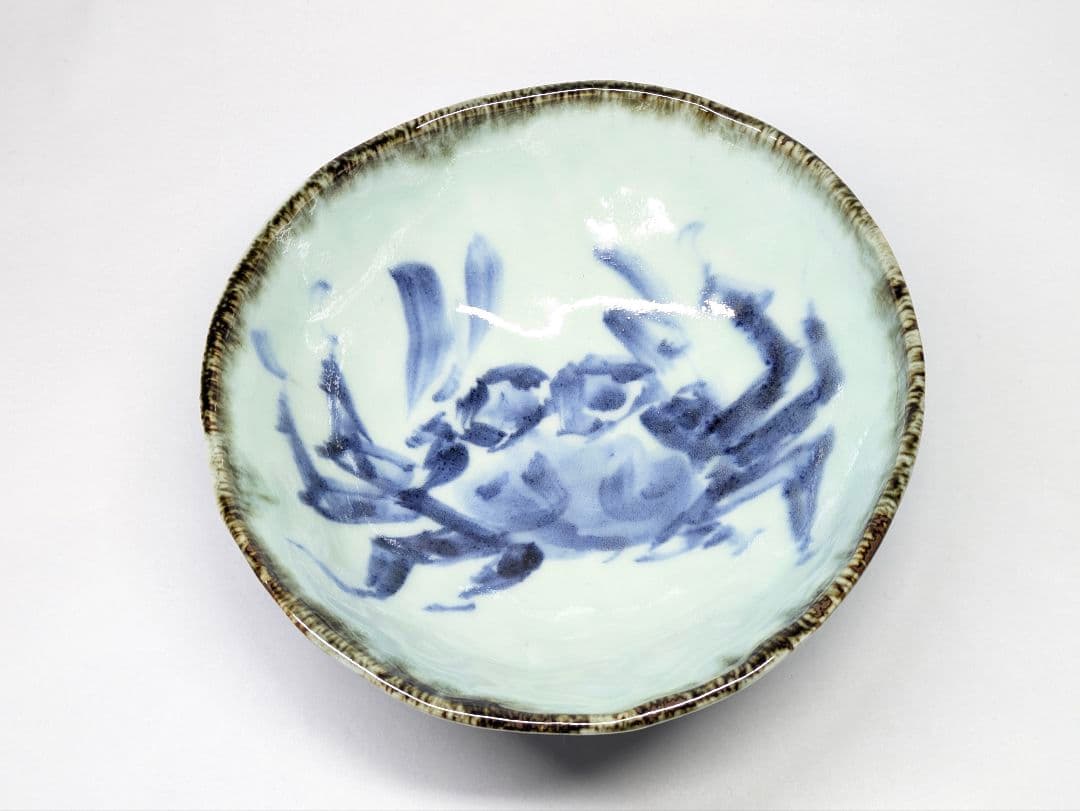 斉山窯 太田恵 作 染付 蟹文 鉢 口径約20cm